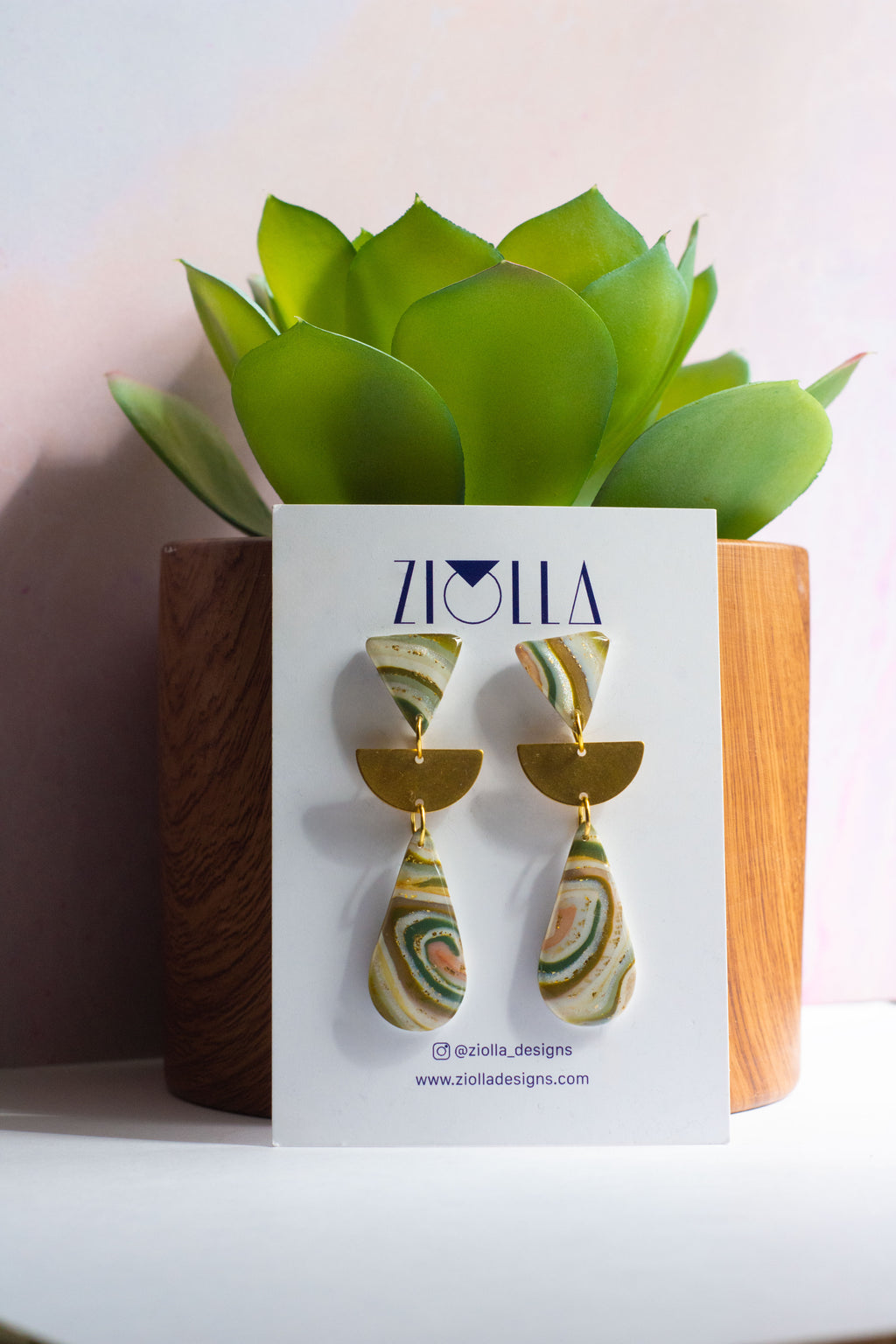 Farrah - Teardrops image